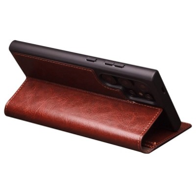 Samsung Galaxy S24 Ultra (SM-S928) „QIALINO“ открываемый коричневый кожаный чехол - книжка | Vacins.lv