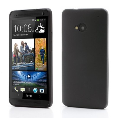 HTC One M7 pasaulē planākais melns futrālis / Vacins.lv