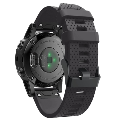Wave viedā pulksteņa Garmin Fenix 5S Plus cietā silikona (TPU) siksniņa - melns | Vacins.lv