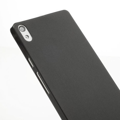 Huawei Ascend P6 pasaulē planākais melns futrālis / Vacins.lv