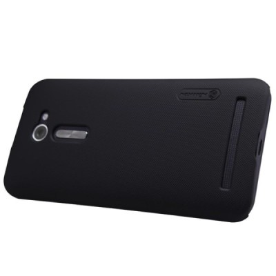 Asus Zenfone 2 5.0 (ZE500CL) Nillkin Frosted Shield melns plastmasas apvalks + ekrāna aizsargplēve / Vacins.lv