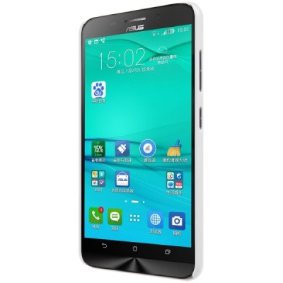 Asus Zenfone Max (ZC550KL) Nillkin Frosted Shield baltas plastikinis dėklas + apsauginė ekrano plėvelė / Priedai.lt