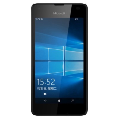 Microsoft Lumia 550 Nillkin Frosted Shield juodas plastikinis dėklas + apsauginė ekrano plėvelė / Priedai.lt