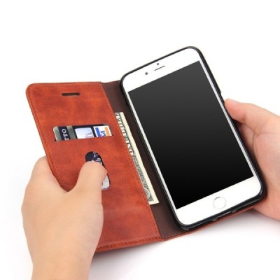 „Deluxe“ atverčiamas šviesiai rudas odinis Apple iPhone 7 Plus (iPhone 8 Plus) dėklas - knygutė / Priedai.lt