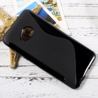 HTC U Play (Alpine) kieto silikono TPU juodas dėklas - nugarėlė / Priedai.lt