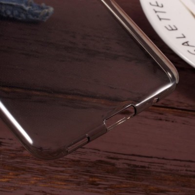 HTC U Play (Alpine) skaidrus (permatomas) kieto silikono TPU ploniausias pasaulyje pilkas dėklas / Priedai.lt