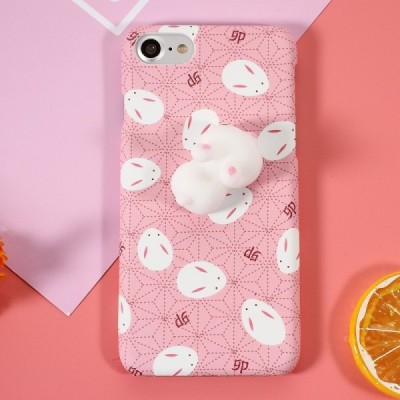 Apple iPhone 7 (iPhone 8) „Squezy“ Rabbit plastikinis rožinis dėklas - nugarėlė / Priedai.lt