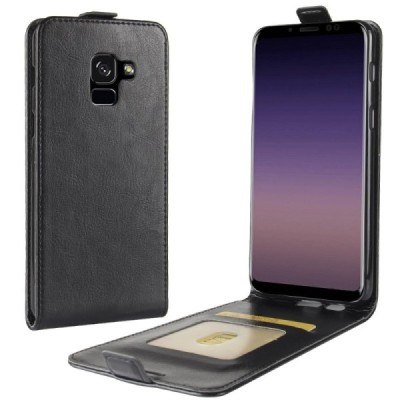 Samsung Galaxy A8 2018 (A530F) klasisks ādas vertikāli atvēramais melns futrālis / Vacins.lv