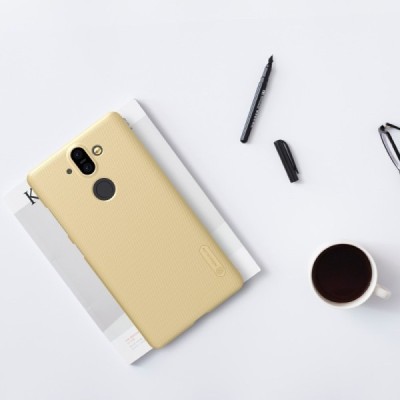Nillkin Frosted Shield Nokia 8 Sirocco (Nokia 9) золотой пластиковый чехол + защитная пленка для экрана | Vacins.lv