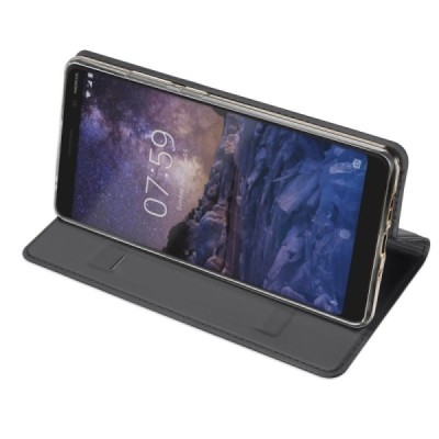 Nokia 7 Plus „Dux Ducis“ Skin sērijas melns ādas atvērams maciņš / Vacins.lv