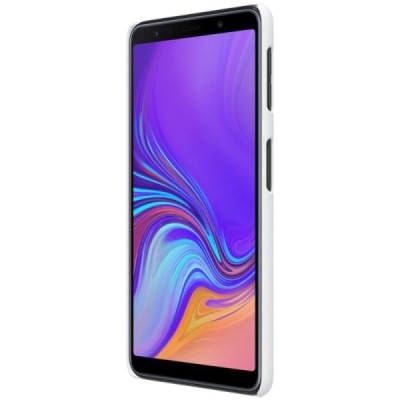 Samsung Galaxy A7 2018 Nillkin Frosted Shield белый пластиковый чехол | Vacins.lv
