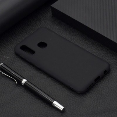 Samsung Galaxy A20e (A202F) самый тонкий в мире чехол из чёрного твердого силикона TPU | Vacins.lv