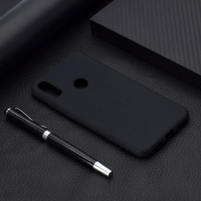 Твердый силиконовый чехол (TPU) для Huawei Y6 2019 (Y6 Prime 2019) - чёрный | Vacins.lv