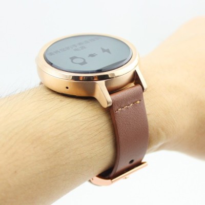 Умные часы Motorola Moto 360 Deluxe с коричневый кожаным ремешком | Vacins.lv