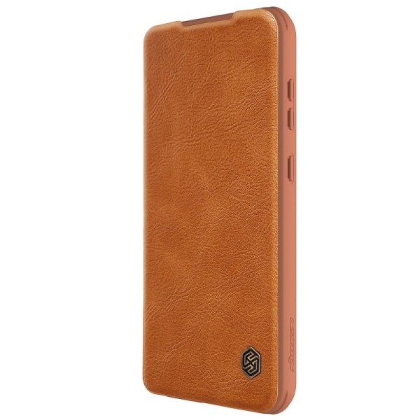 Чехол-книжка „Nillkin“ Qin Pro - коричневый (Galaxy S23 FE)