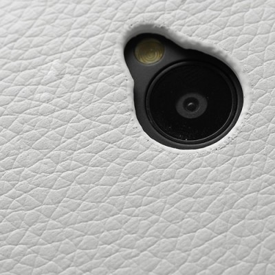 Vertikaliai ādas atvērams balts HTC One M7 futrālis / Vacins.lv