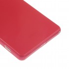 Sony Xperia Z2 pasaulē planākais sarkans futrālis